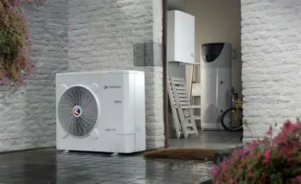 Prestations Plomberie Neuilly-sur-Marne incluant la pose d’une pompe à chaleur performante