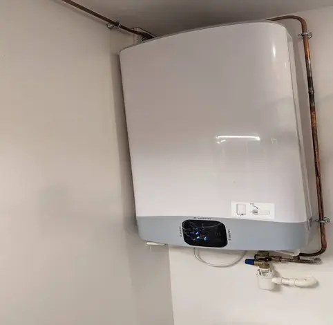 Installation de chauffe-eau par un plombier Neuilly sur Marne